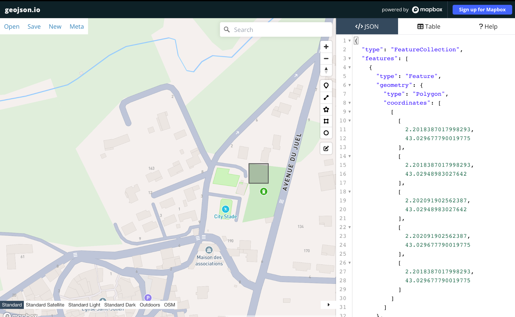 Exemple de périmètre sur geojson.io